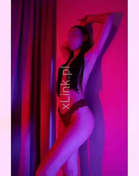 Mila -Cosmos Massage